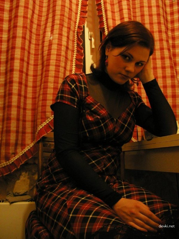 Amateur Girl's XXX Homemade Porn Pics: Explicit Private Album