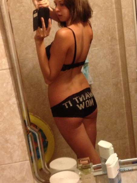 Wild Amateur Girls in Hardcore XXX Pics - Explicit Amateur Porn Photos