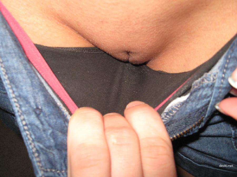 XXX Amateur Porn: Uncensored Erotic Women & Girls in Explicit Photos