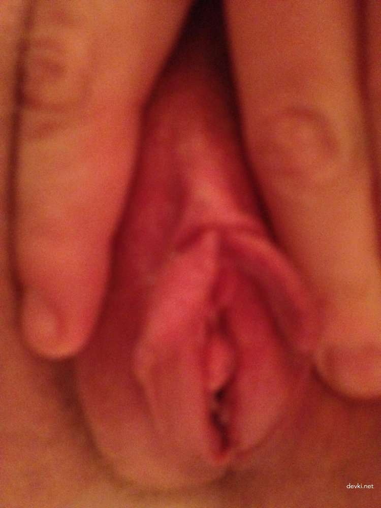 Wild Amateur Solo Masturbation: Hairy Pussy Play in Explicit HD Photo