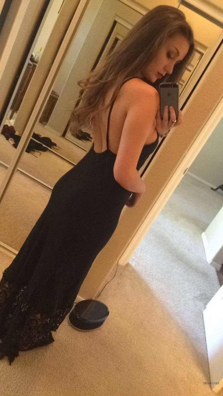 Explicit College Girl Exposed - Young Amateur Student Private Photo in English