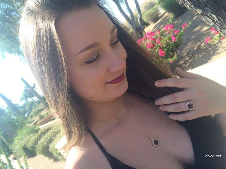 Explicit College Girl Exposed - Young Amateur Student Private Photo in English