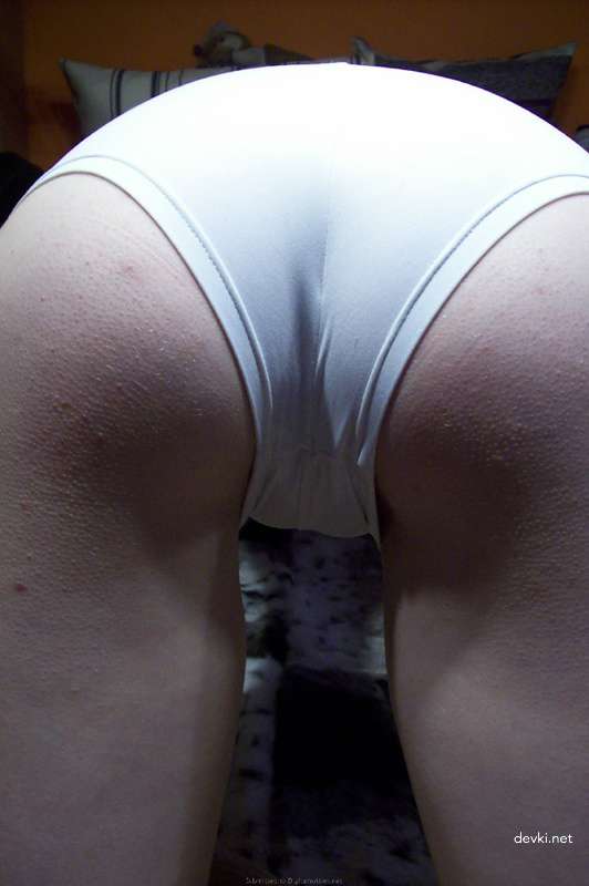 Amateur Slut's Uncensored Porn Pics - Explicit and Naughty!