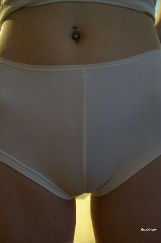 Amateur Slut's Uncensored Porn Pics - Explicit and Naughty!