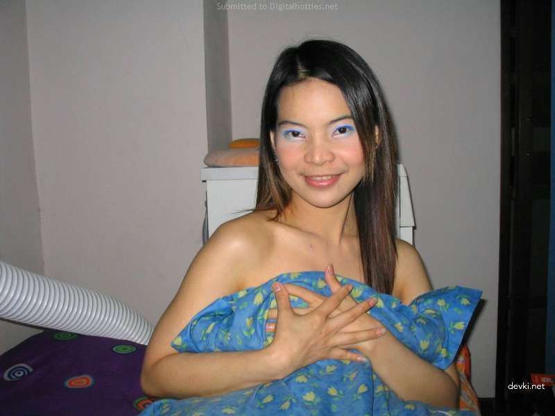 Uncensored Chinese Homemade Porn: Raw Amateur Sex Tape