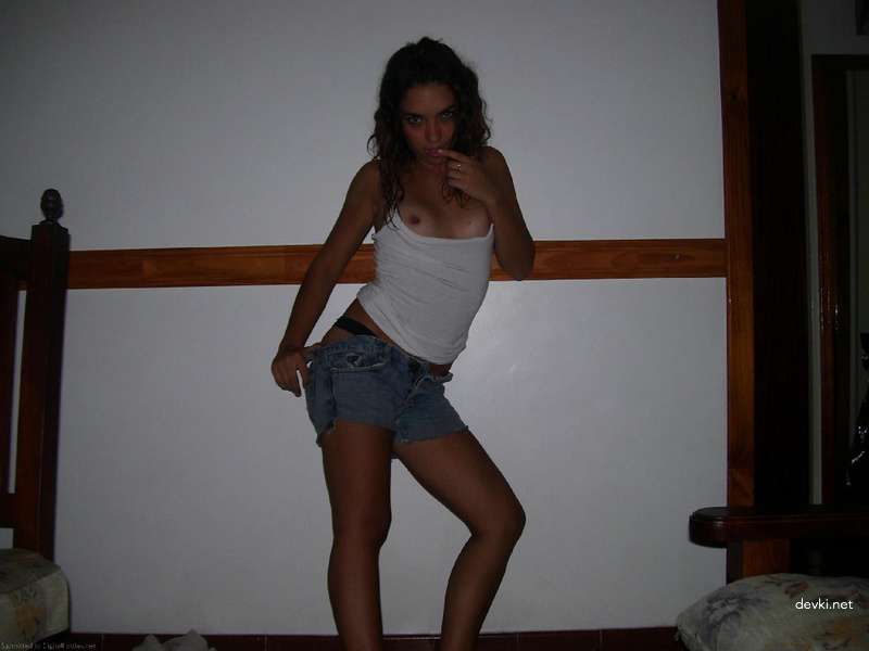 Explicit Amateur Teen Booty - Seductive Photo for Adults Only