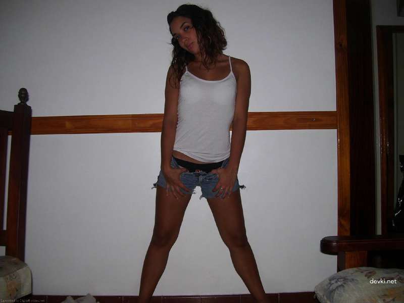 Explicit Amateur Teen Booty - Seductive Photo for Adults Only