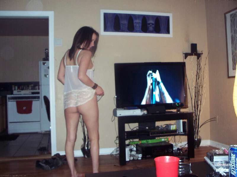 Raunchy Amateur Girl Gets Rough in Wild Sex - Explicit Porn Photo