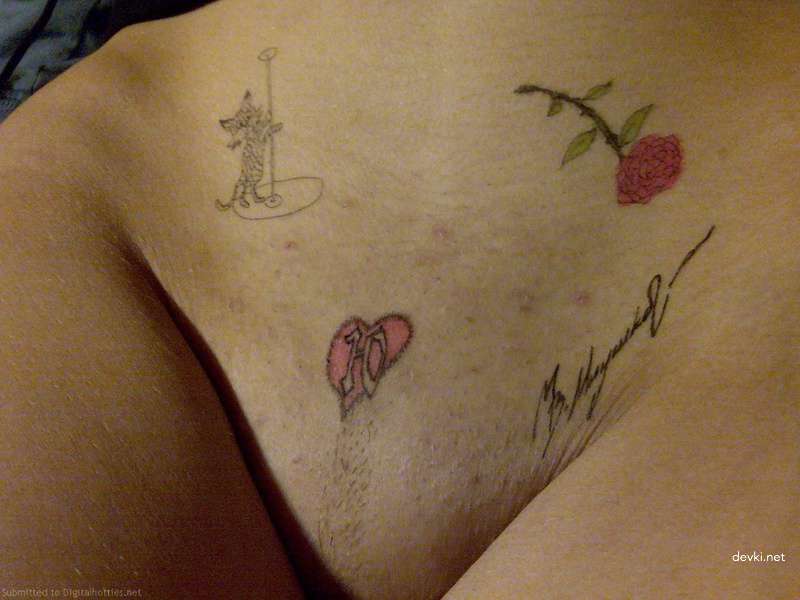 XXX Amateur Teen Bares All: Uncensored Pussy Pic