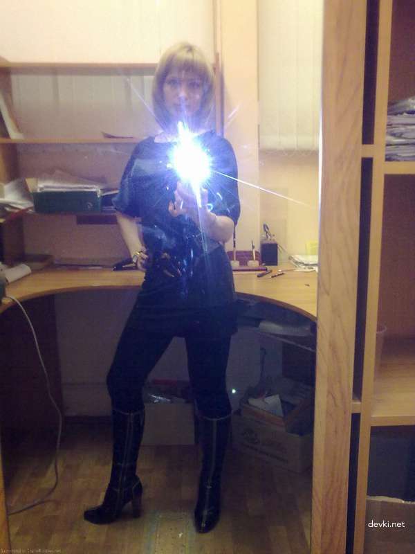Explicit Amateur Naked Mirror Selfie: Raw Nude Photo