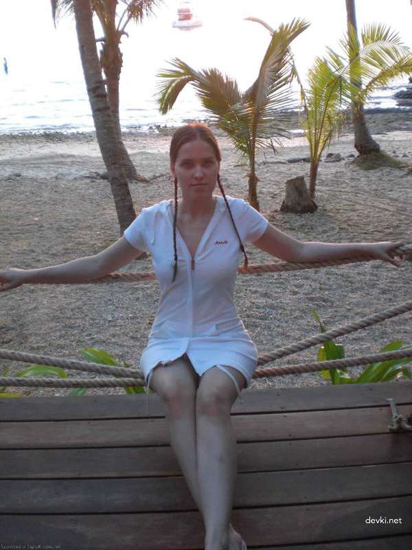 Explicit Amateur Photo: Hot Girl with Perfect Body - Uncensored