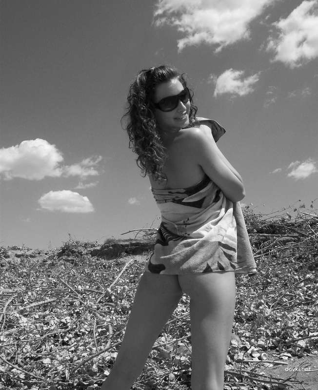 Topless Beach Babe: Explicit Amateur Sea Bathing Photo
