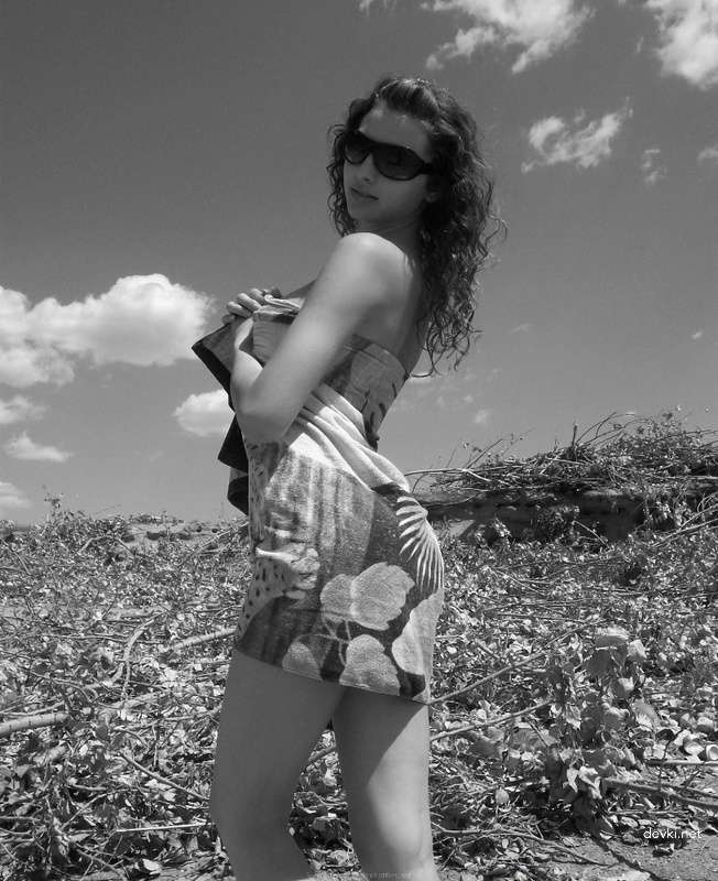 Topless Beach Babe: Explicit Amateur Sea Bathing Photo