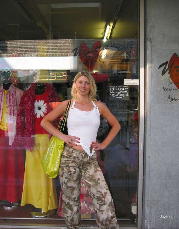 Amateur Wife Explicitly Exposed on Vacation: Hot Holiday Nudity