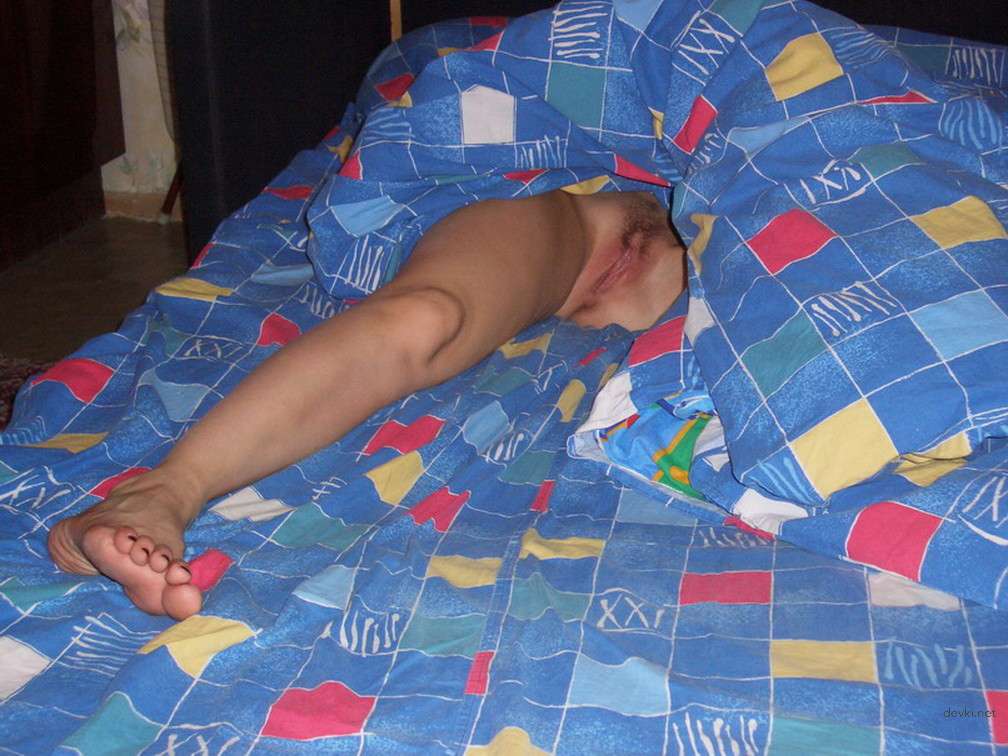Intoxicated Wife Takes Hardcore Bottle Insertion - Amateur Porn Pic