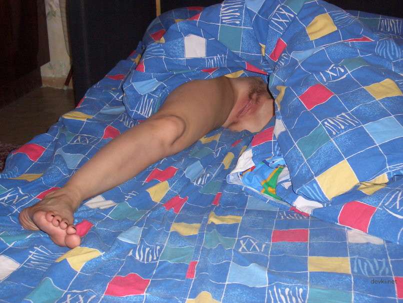 Intoxicated Wife Takes Hardcore Bottle Insertion - Amateur Porn Pic