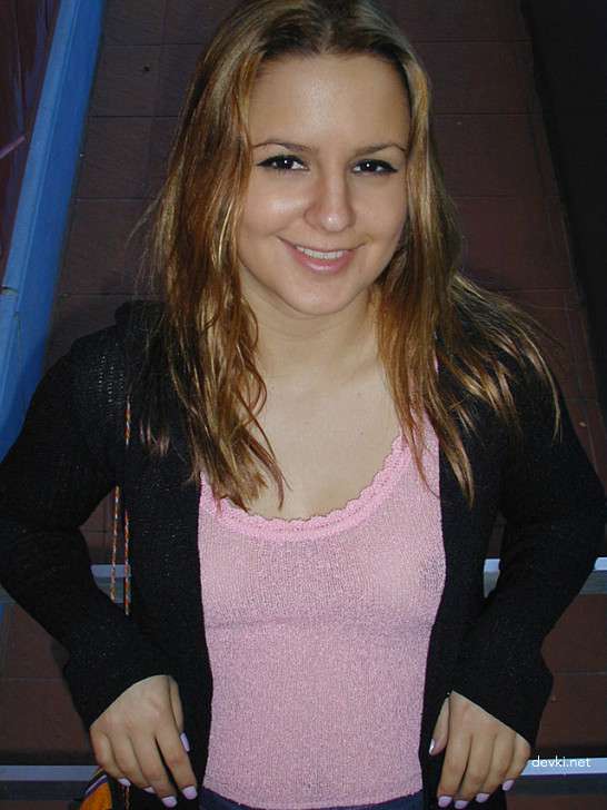 Amateur Girlfriend's Wild Sensations: Explicit Photo Collection