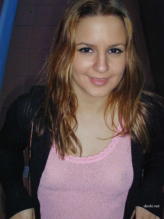 Amateur Girlfriend's Wild Sensations: Explicit Photo Collection