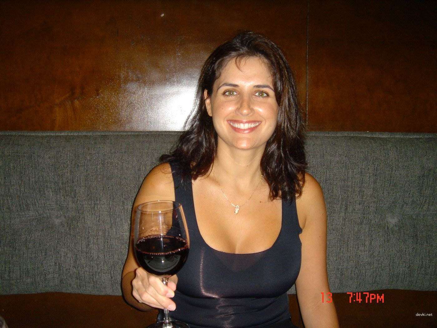 Hot Mature Brunettes in Wild Swinger Orgy: Explicit Amateur Porn Pics