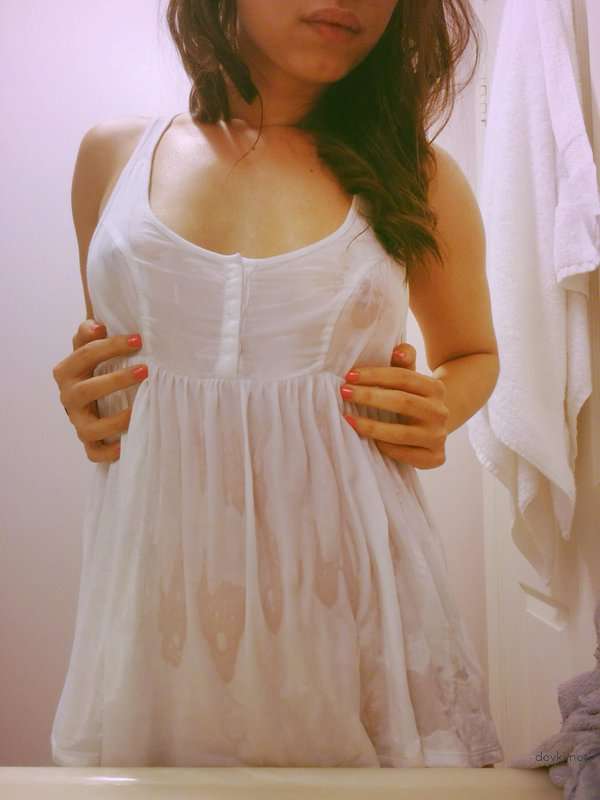 Explicit Amateur Porn: Stunning XXX Pics of Gorgeous Babe