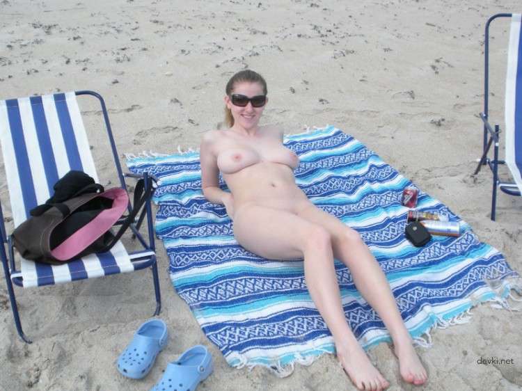 Sizzling Russian Pirate Babe in Racy Outfit - Amateur Adult Photo