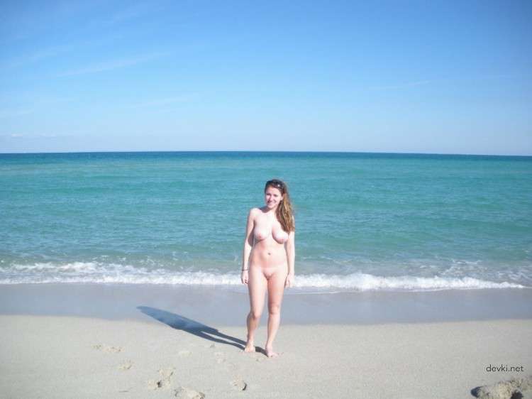Sizzling Russian Pirate Babe in Racy Outfit - Amateur Adult Photo