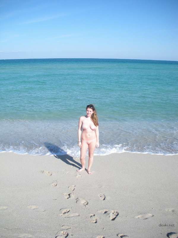 Sizzling Russian Pirate Babe in Racy Outfit - Amateur Adult Photo