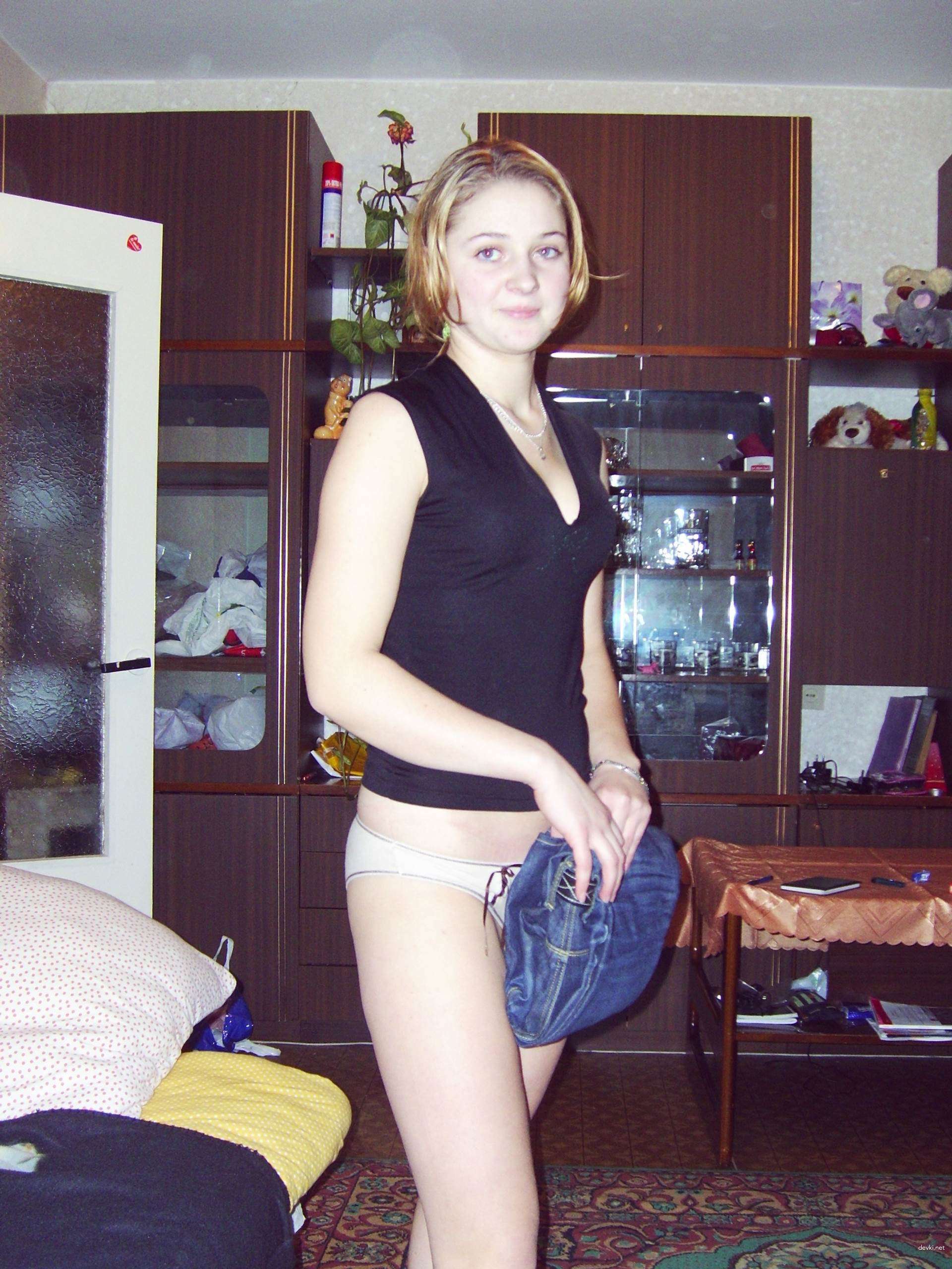 Raw First Time Amateur Porn Debut - Explicit Private Shoot with Newcomer