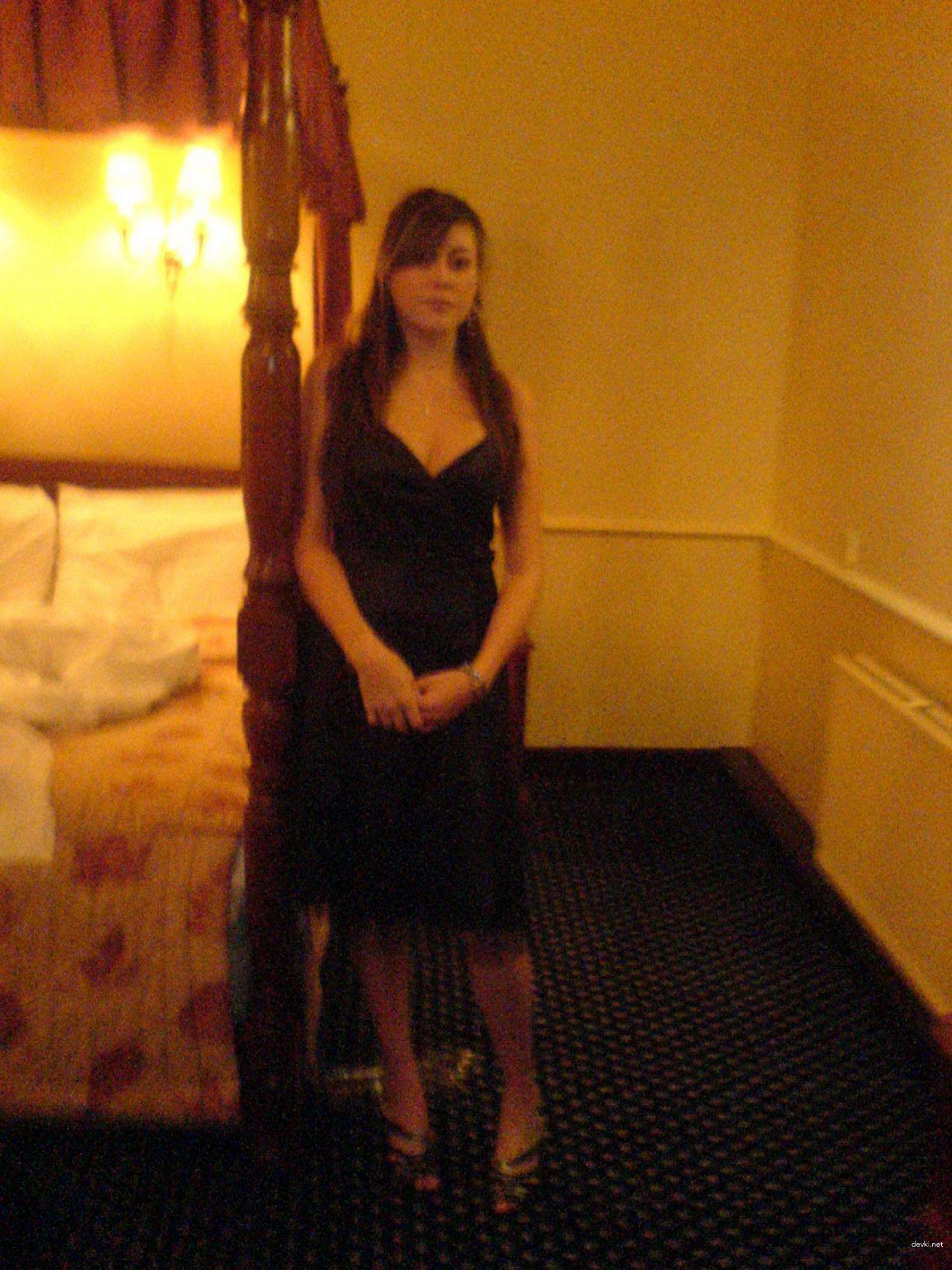 Amateur Slut Gags on Thick Cock - Hardcore Deepthroat Blowjob Porn