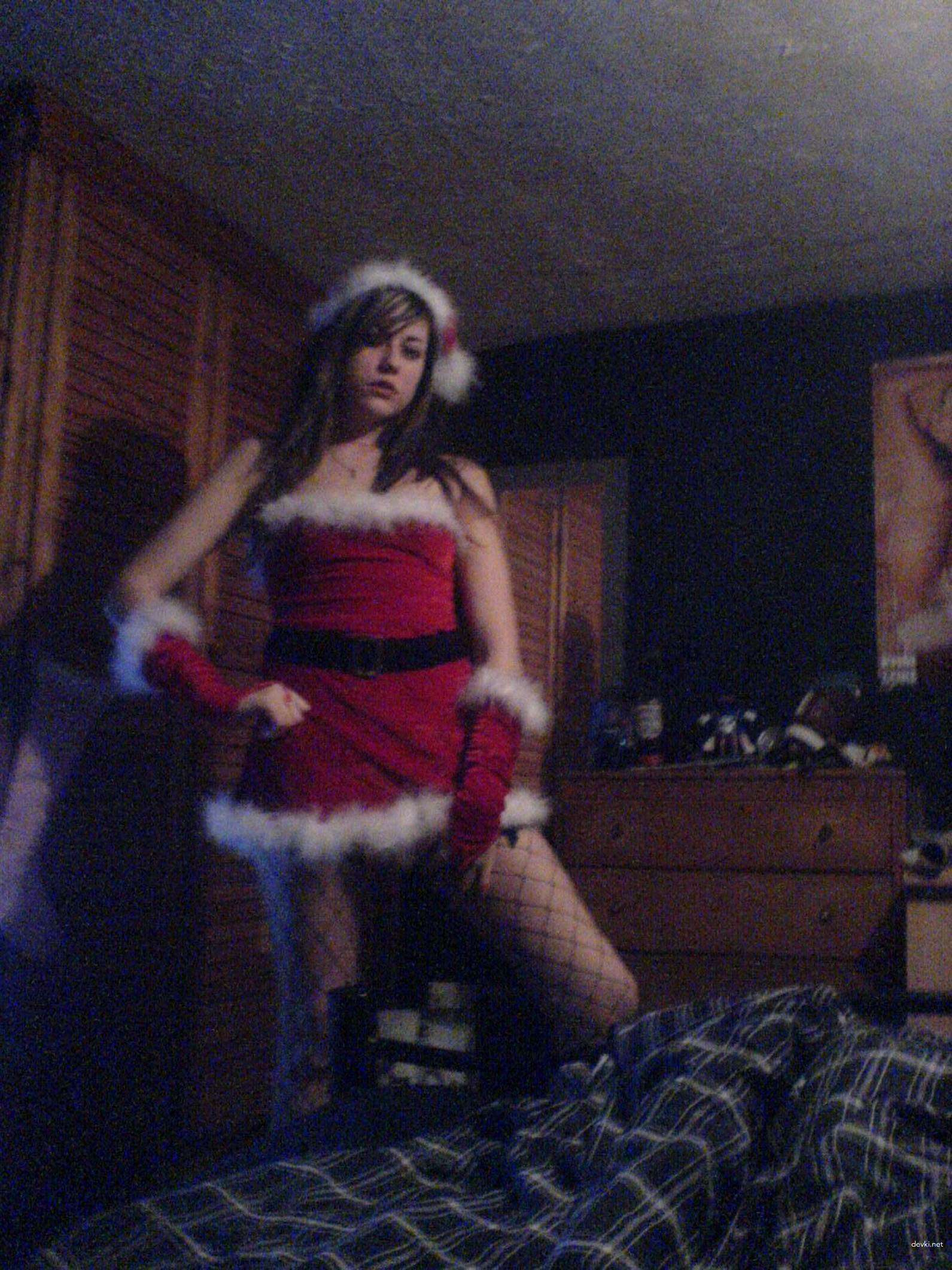 Amateur Slut Gags on Thick Cock - Hardcore Deepthroat Blowjob Porn