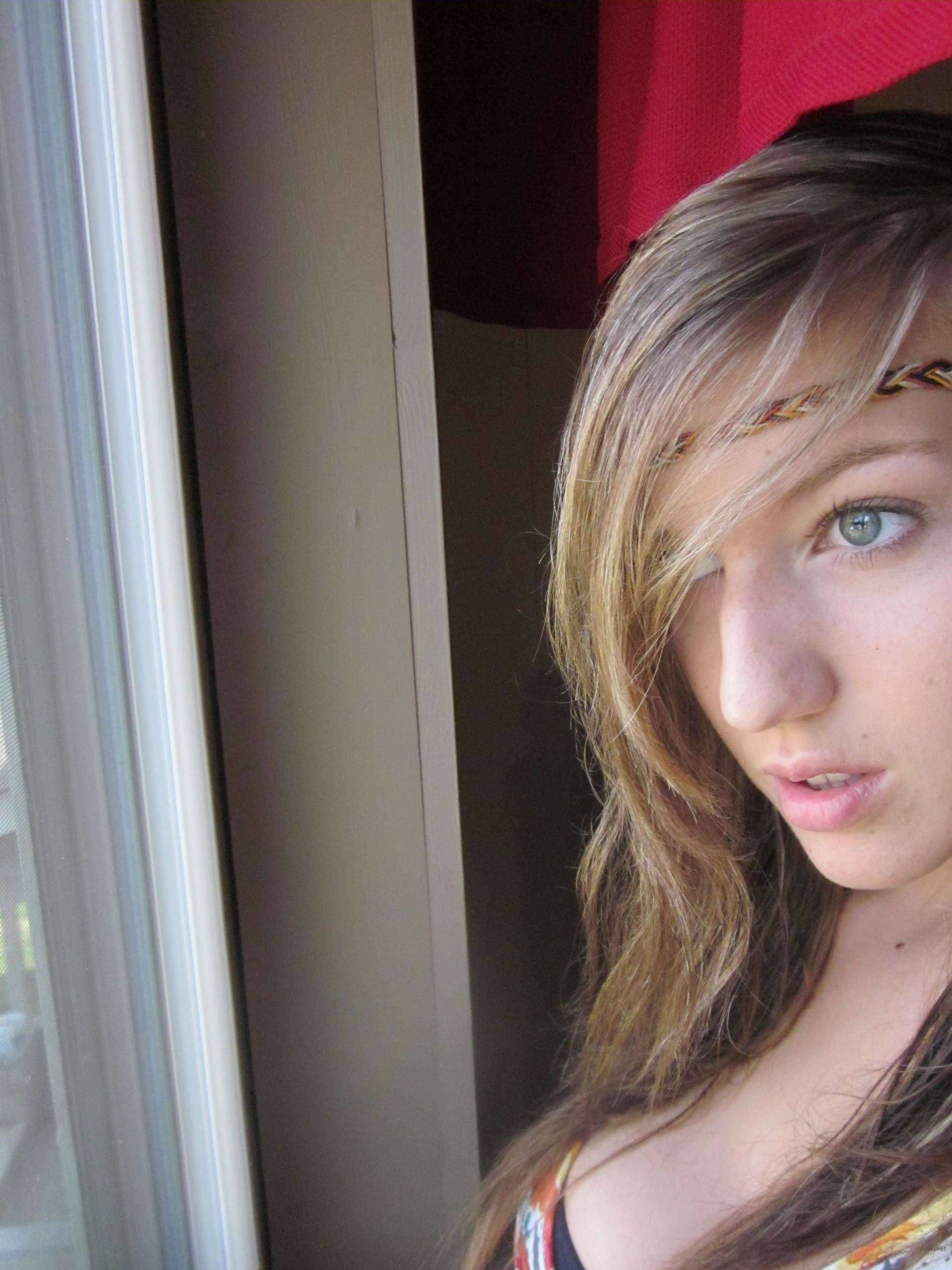 Big Cock Drills Hot Schoolgirl: Hardcore Amateur Porn