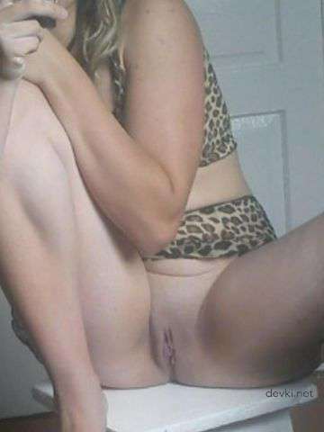 XXX Amateur Porn Compilation: Uncensored English Photos