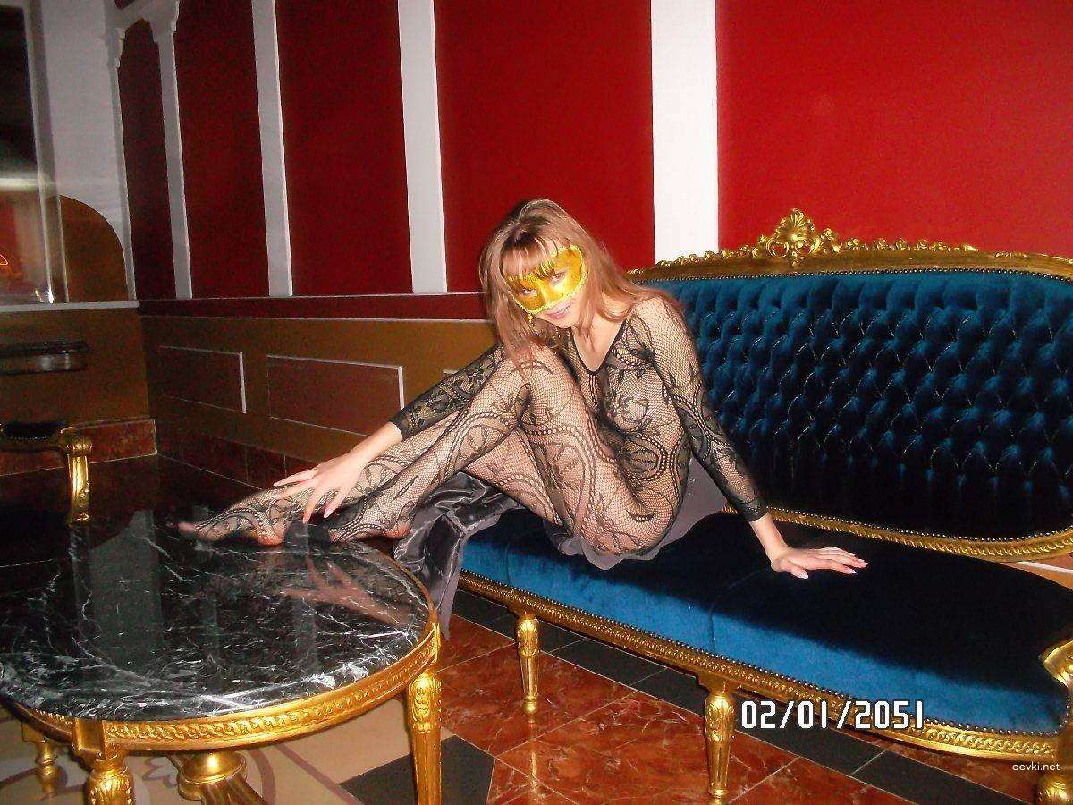 Hot Amateur Collection: Explicit Private Photos of Small-Breasted Girl - XXX Pics