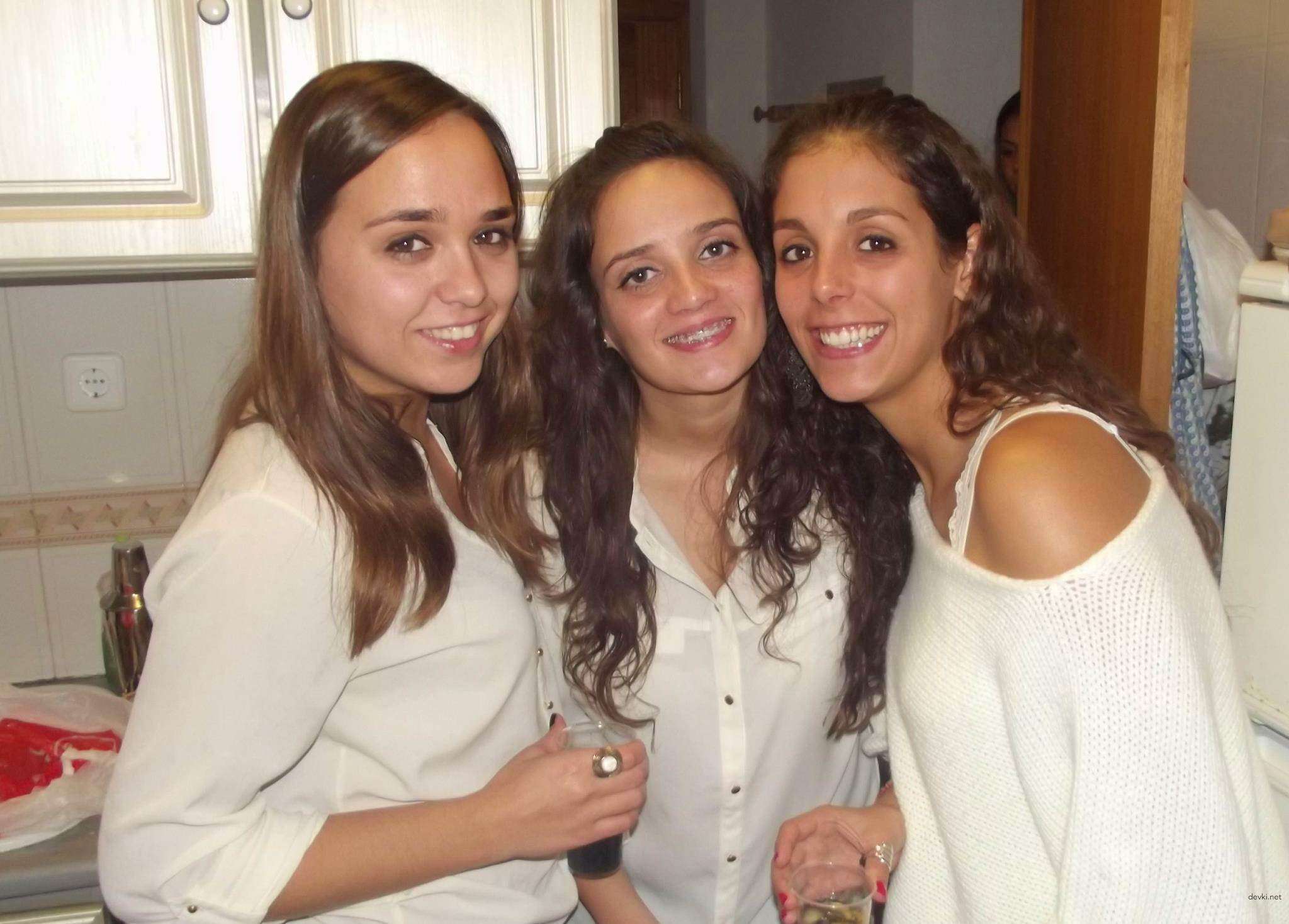 Explicit Interracial Amateur Ebony Teen Photoshoot: Horny Naughty XXX Action