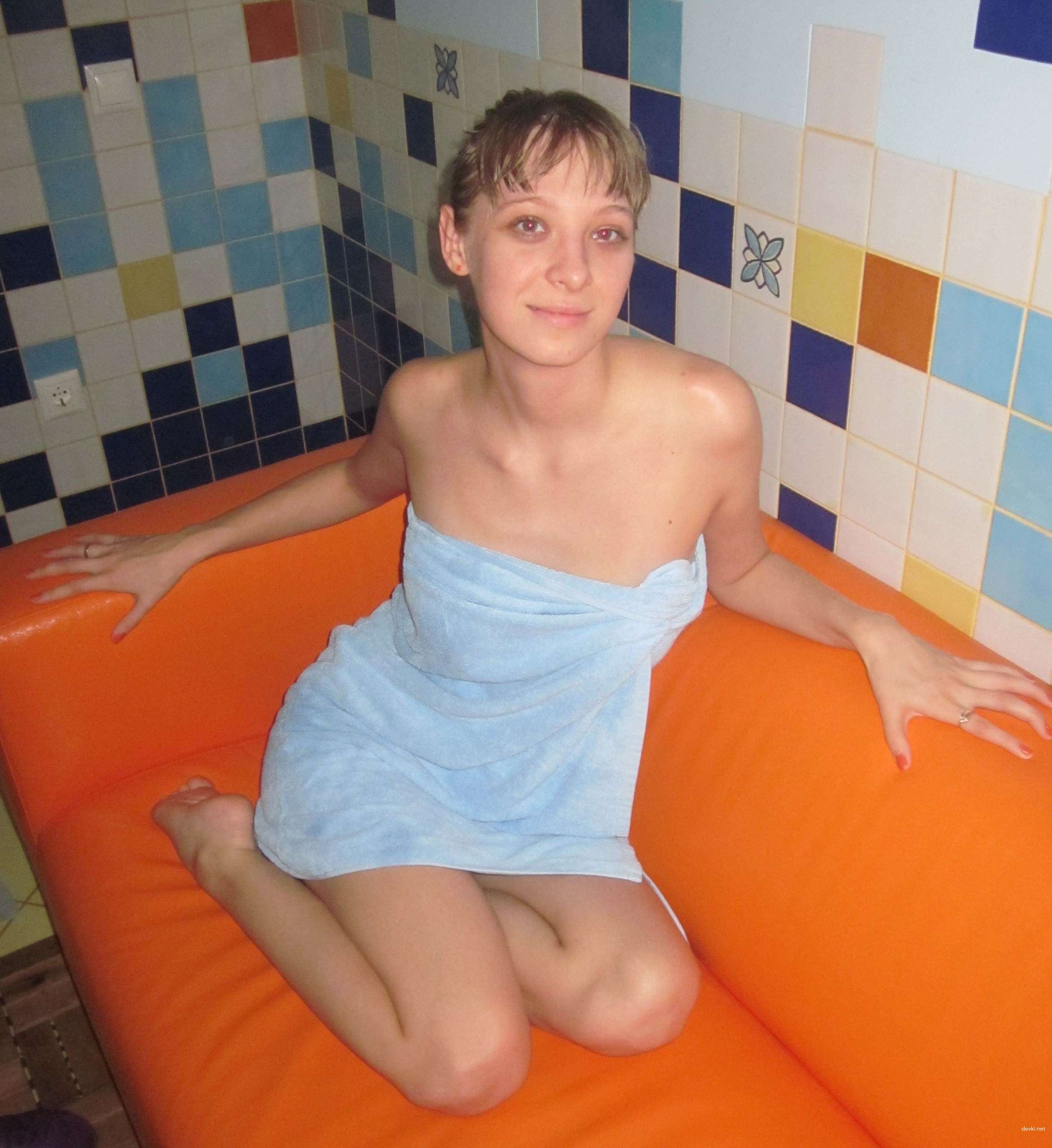 Horny Amateur Slut's Explicit XXX Pics: Personal Porn Photos of a Naughty Babe