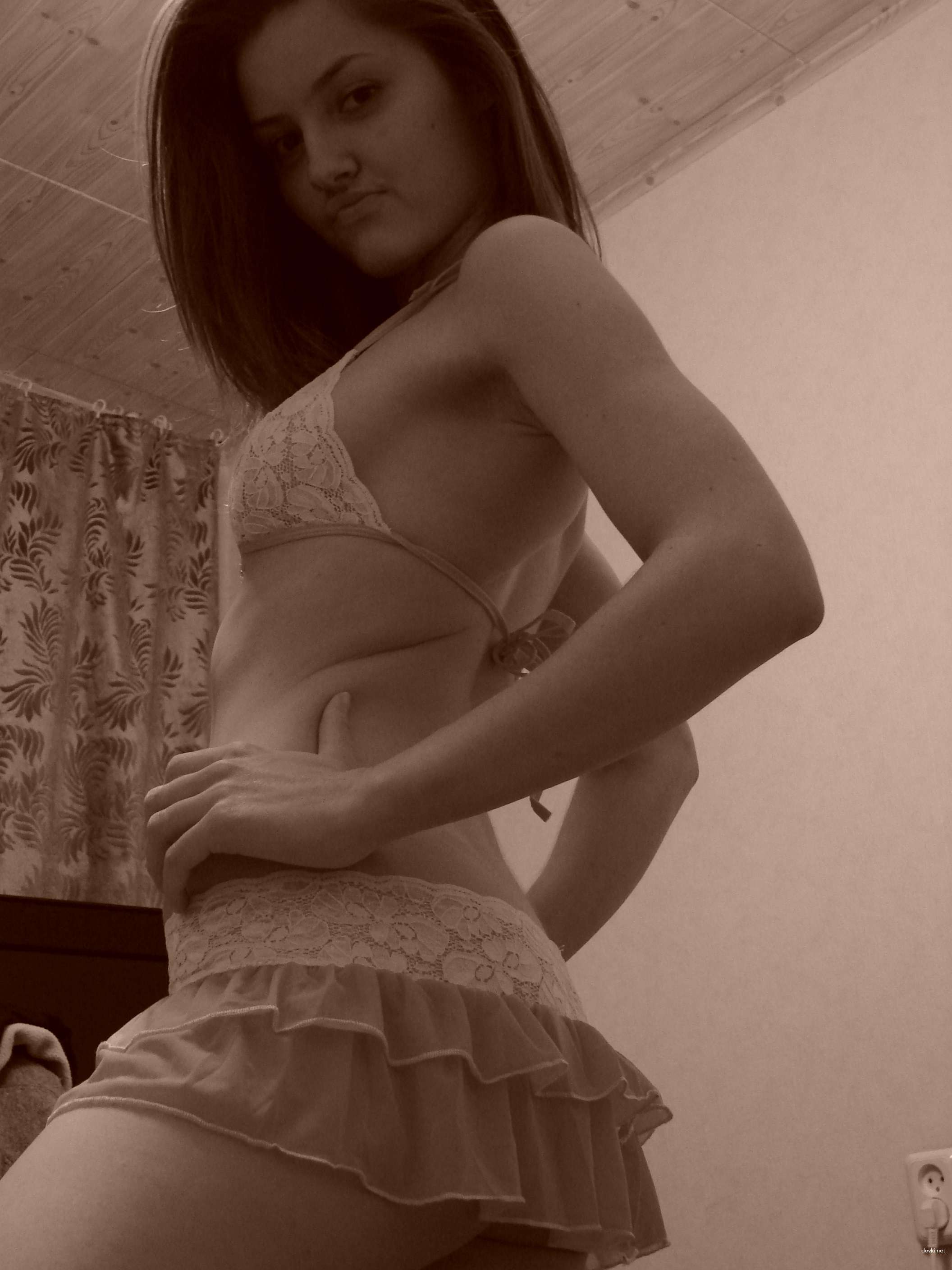 Wild Amateur Sex: Explicit Action Pics with Sweetness and Intense Passion