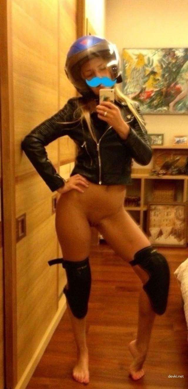 Russian Amateur Woman's Hardcore Porn Pics: Explicit Russian Amateur Sex Photos