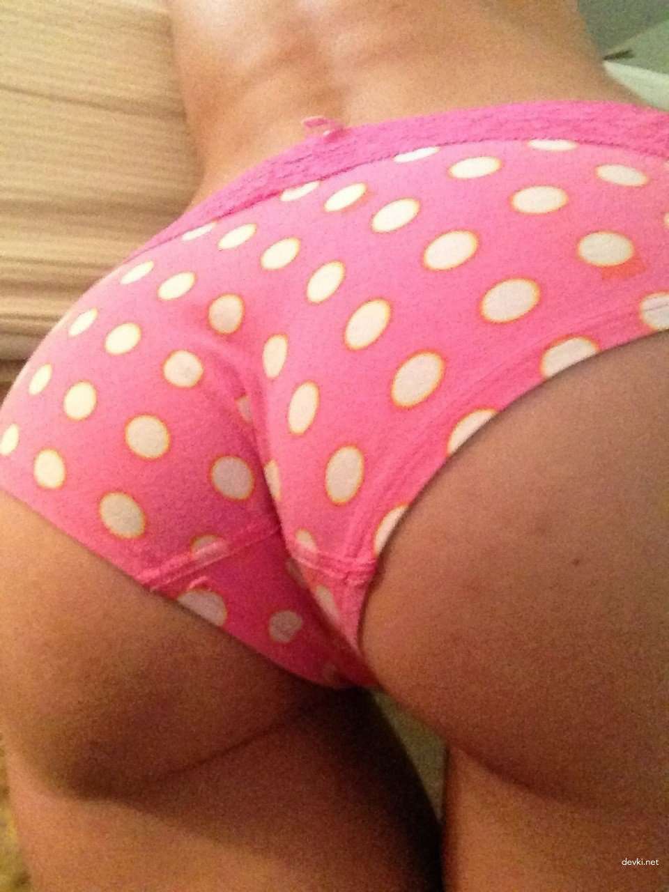 Real Homemade XXX Pics: Explicit Amateur Porn Photos for Adults