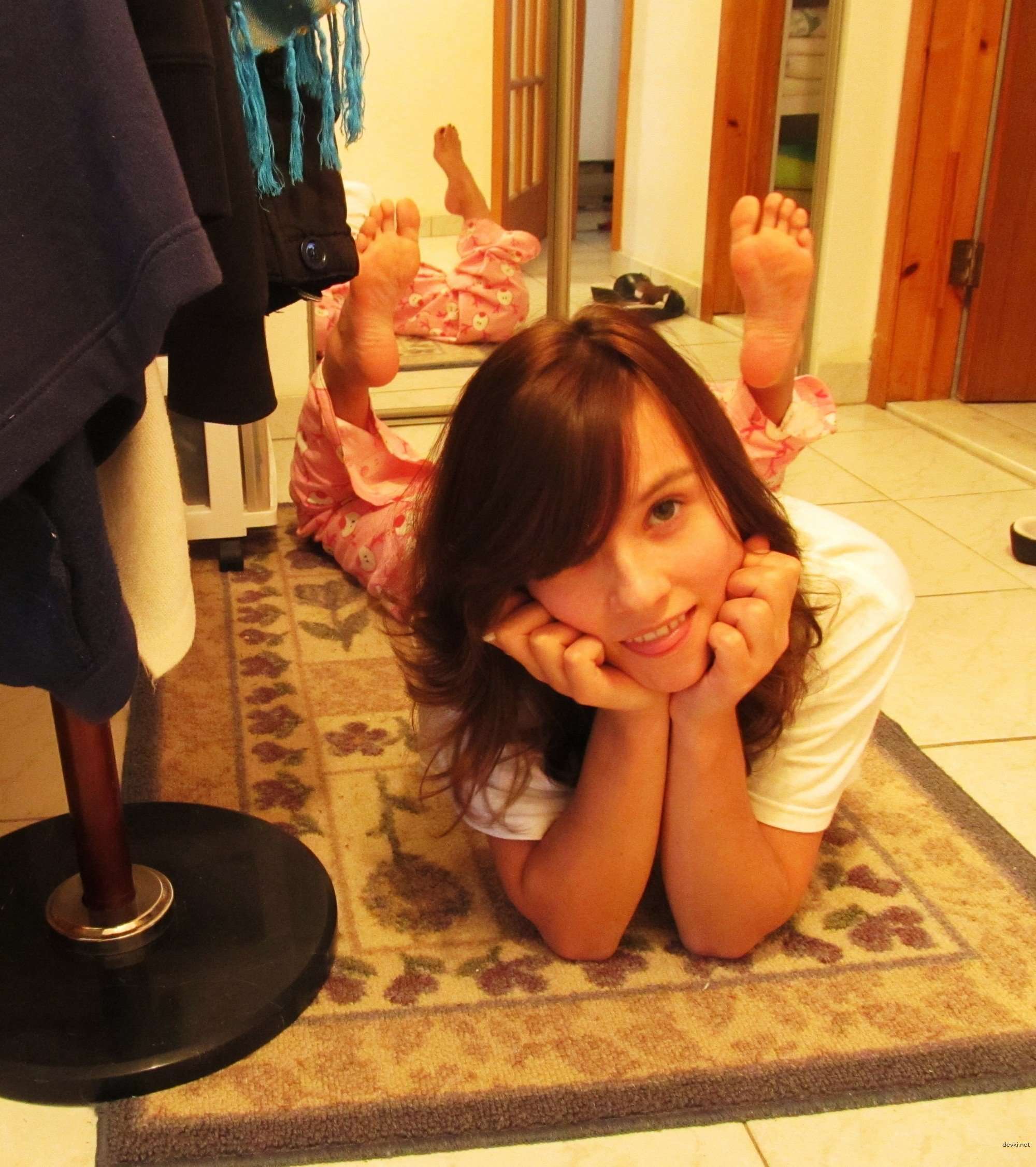 Kinky Young Amateur Fetish Porn: Explicit & Bold XXX Pics!