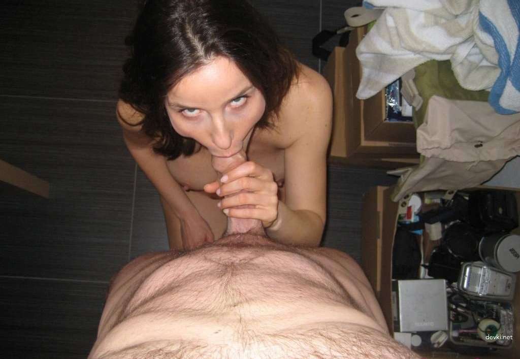 Hot Amateur Babe's XXX Homemade Sex Pics - Explicit Amateur Porn Photos