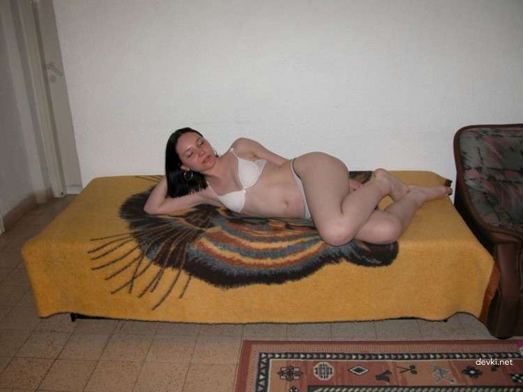 Extreme Filthy Slut in Hardcore Amateur XXX Photos: Explicit and Unfiltered English Porn