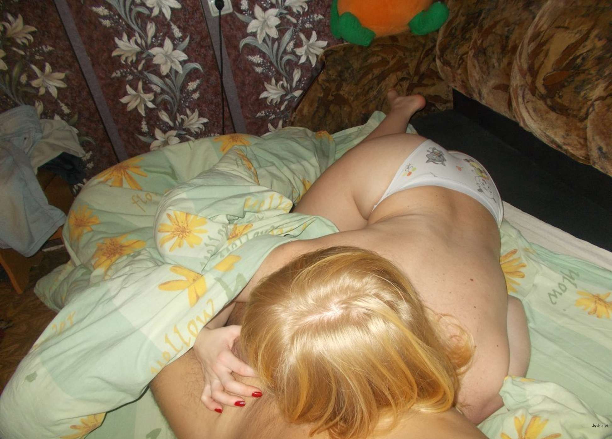 XXX Homemade Amateur Porn Pics for Husband: Explicit English XXX Photos