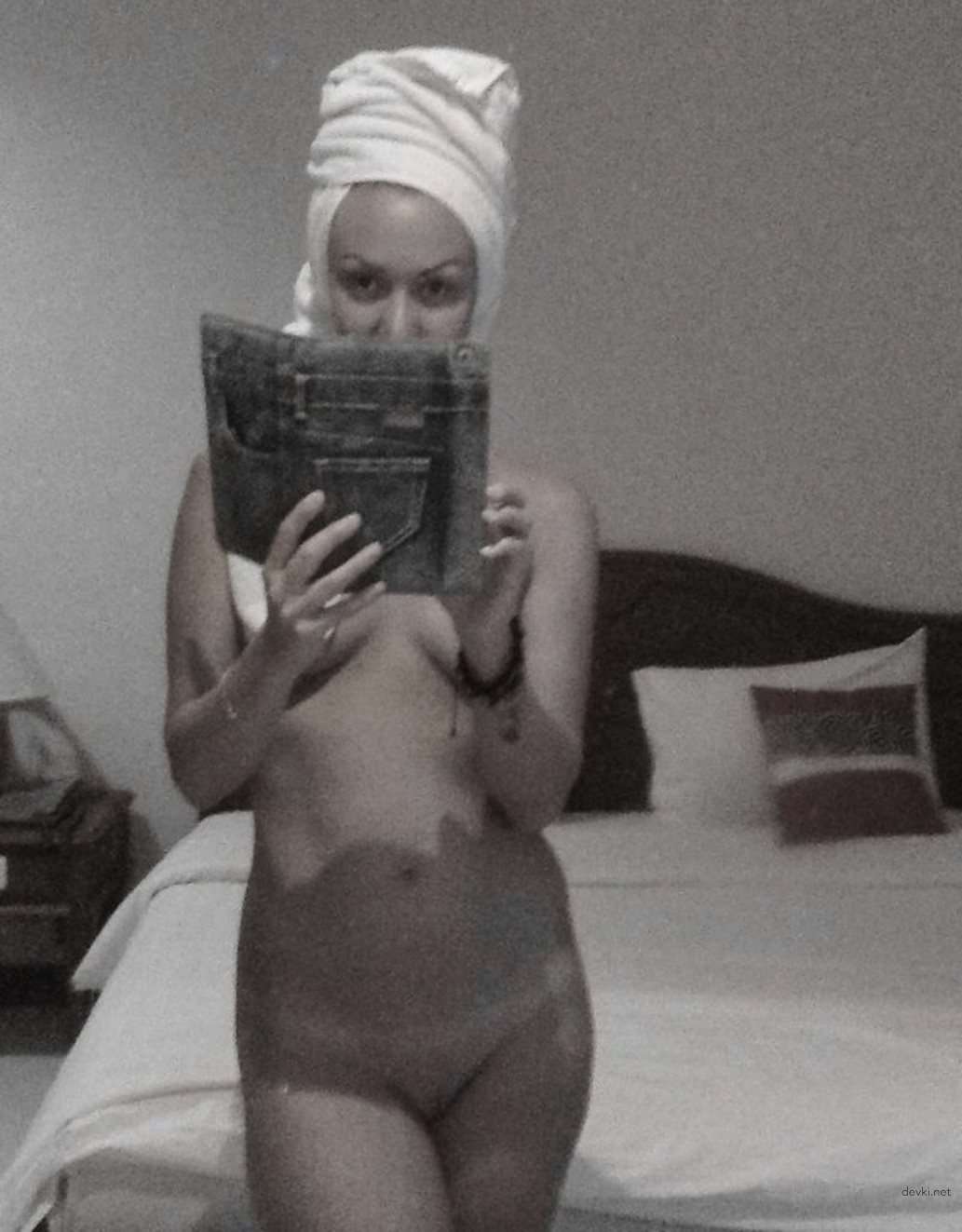 Hot Russian Amateur Homemade Sex Pics: Explicit XXX Photos