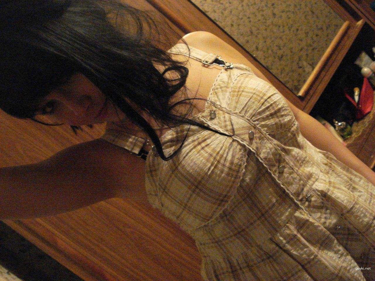 Sexy Brunette Wife's Hardcore Amateur Sex Pics - Young Wife Gets Wild and Explicit!