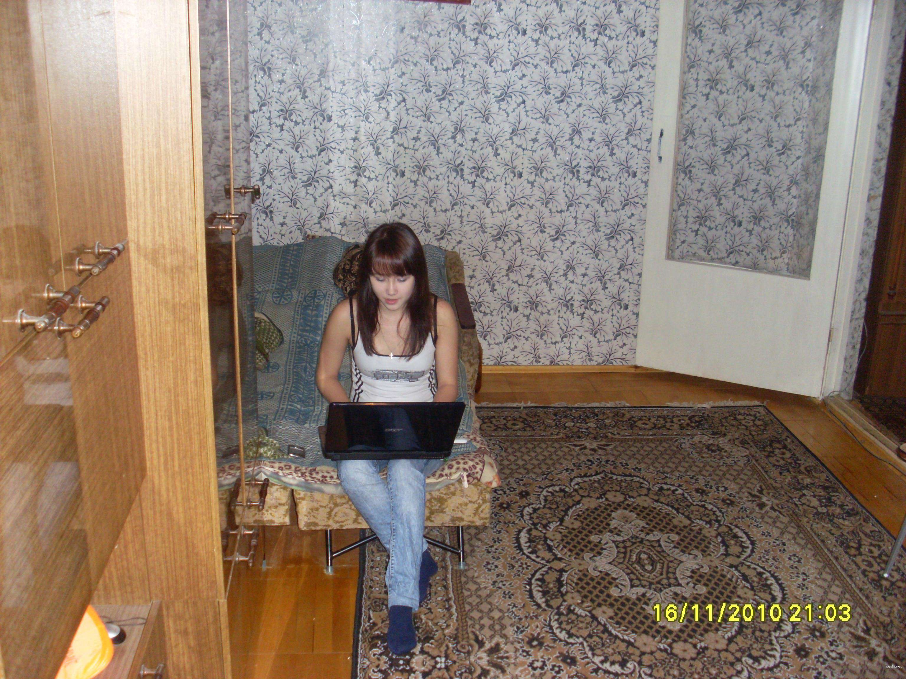 Sexy Brunette Wife's Hardcore Amateur Sex Pics - Young Wife Gets Wild and Explicit!