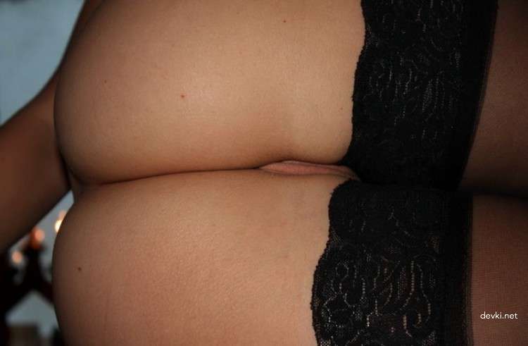 XXX Amateur Pussy Spread Wide on Table - Uncensored Close-Up Shot