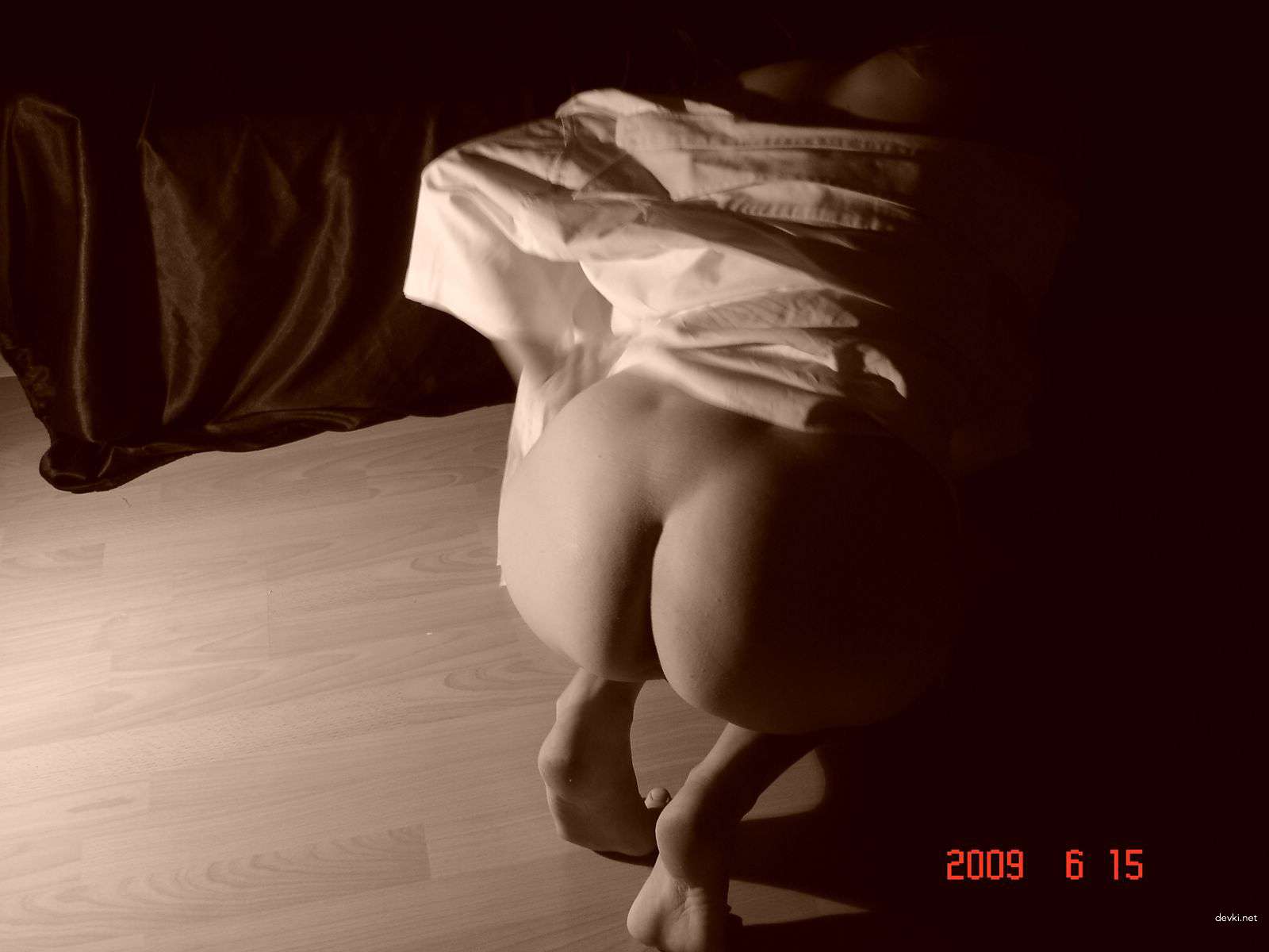 Explicit Amateur Woman's Erotic Beauty in Hot Photos