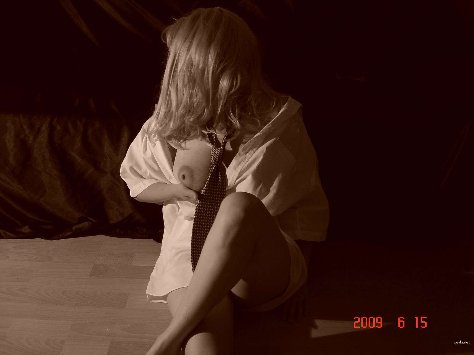 Explicit Amateur Woman's Erotic Beauty in Hot Photos