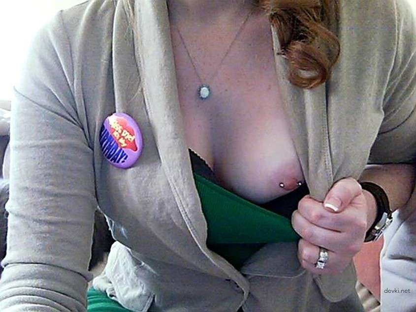 Hot Redhead Amateur's Explicit Homemade Porn Pics - XXX Private Photos