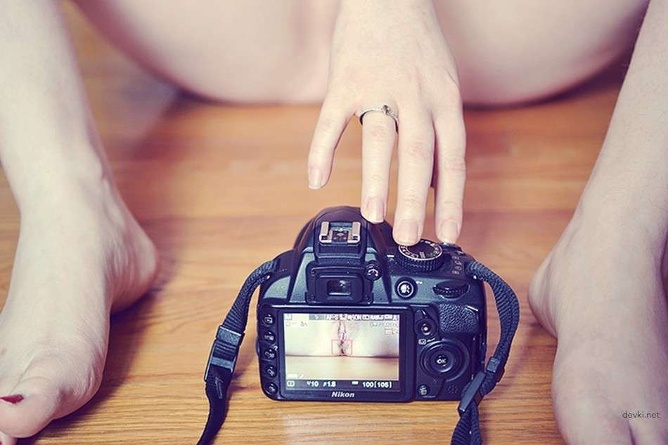 Hot Redhead Amateur's Explicit Homemade Porn Pics - XXX Private Photos